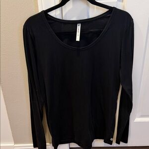 Fabletics Classic Black Long Sleeve Tee